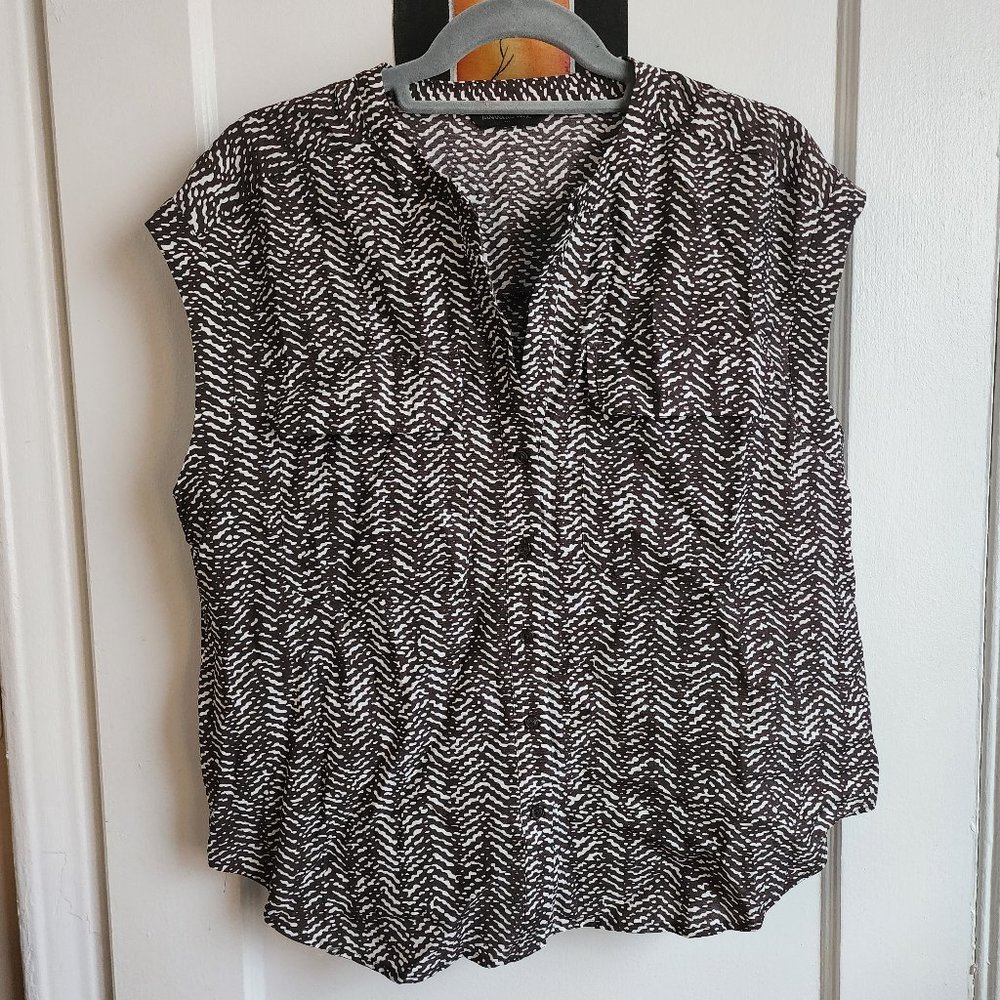 Banana Republic cap sleeve shirt